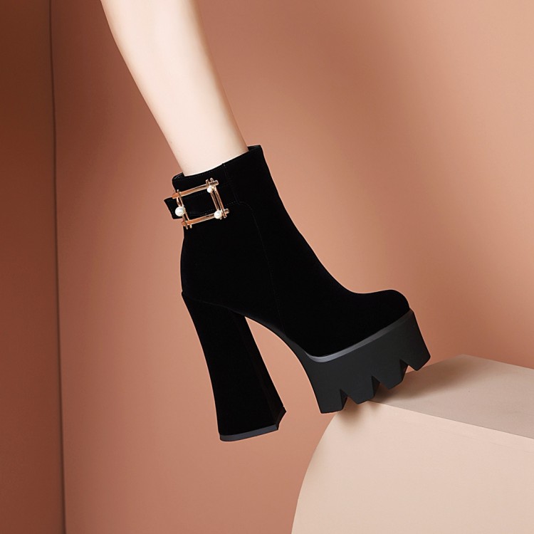 Korean Style Suede Ankle Boots with Metal Decoration and Platform