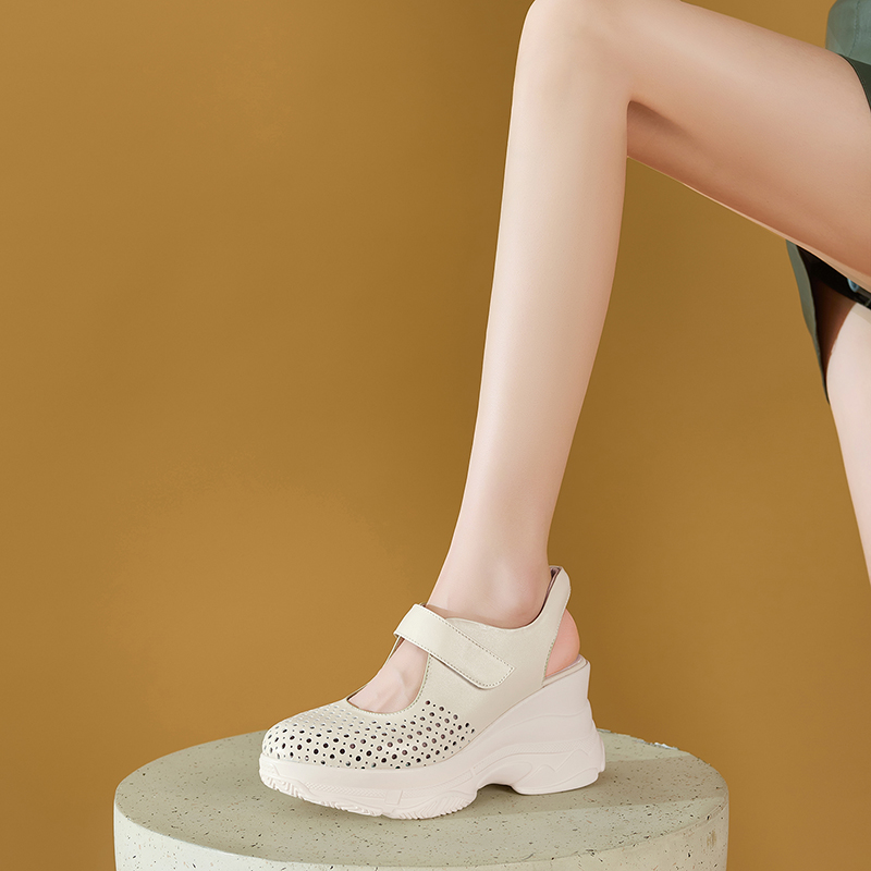 Women's High Heel Closed Toe Slippers with Leather Upper - Image 2